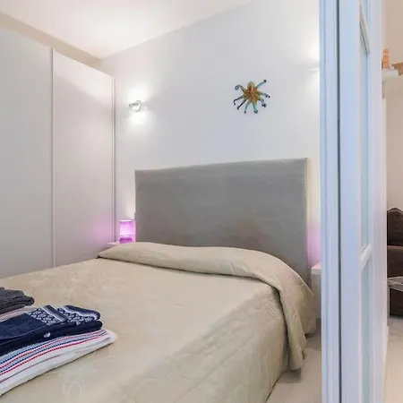 Del Borgo Di Mare Wifi Aria Cond Possibilita Di Box *